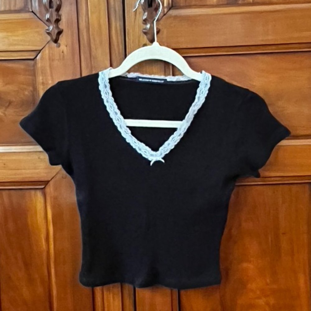 Brandy Melville short-sleeve top